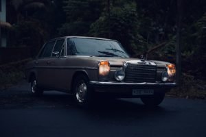 Automotive Window Tinting
